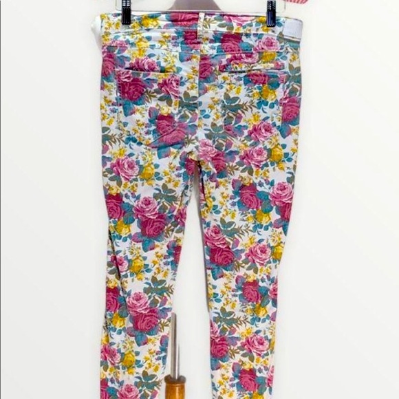GUESS Floral Crop Skinny Jeans - Picture 7 of 8